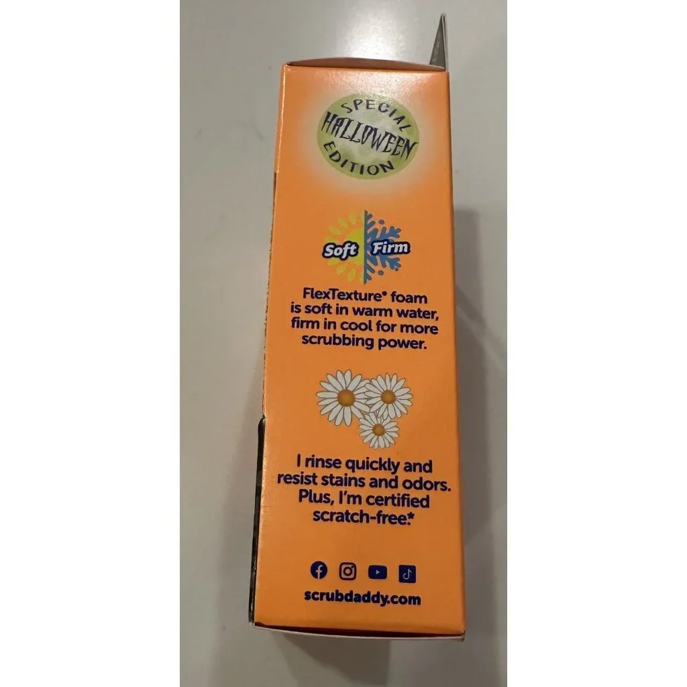 NEW Scrub‎ Daddy Halloween Special Edition Pumpkin Sponge Orange